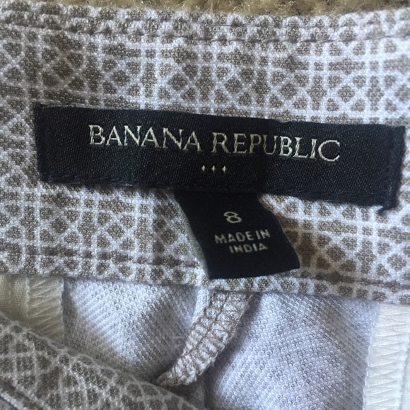 Size 8- banana republic shorts - Picture 5 of 5